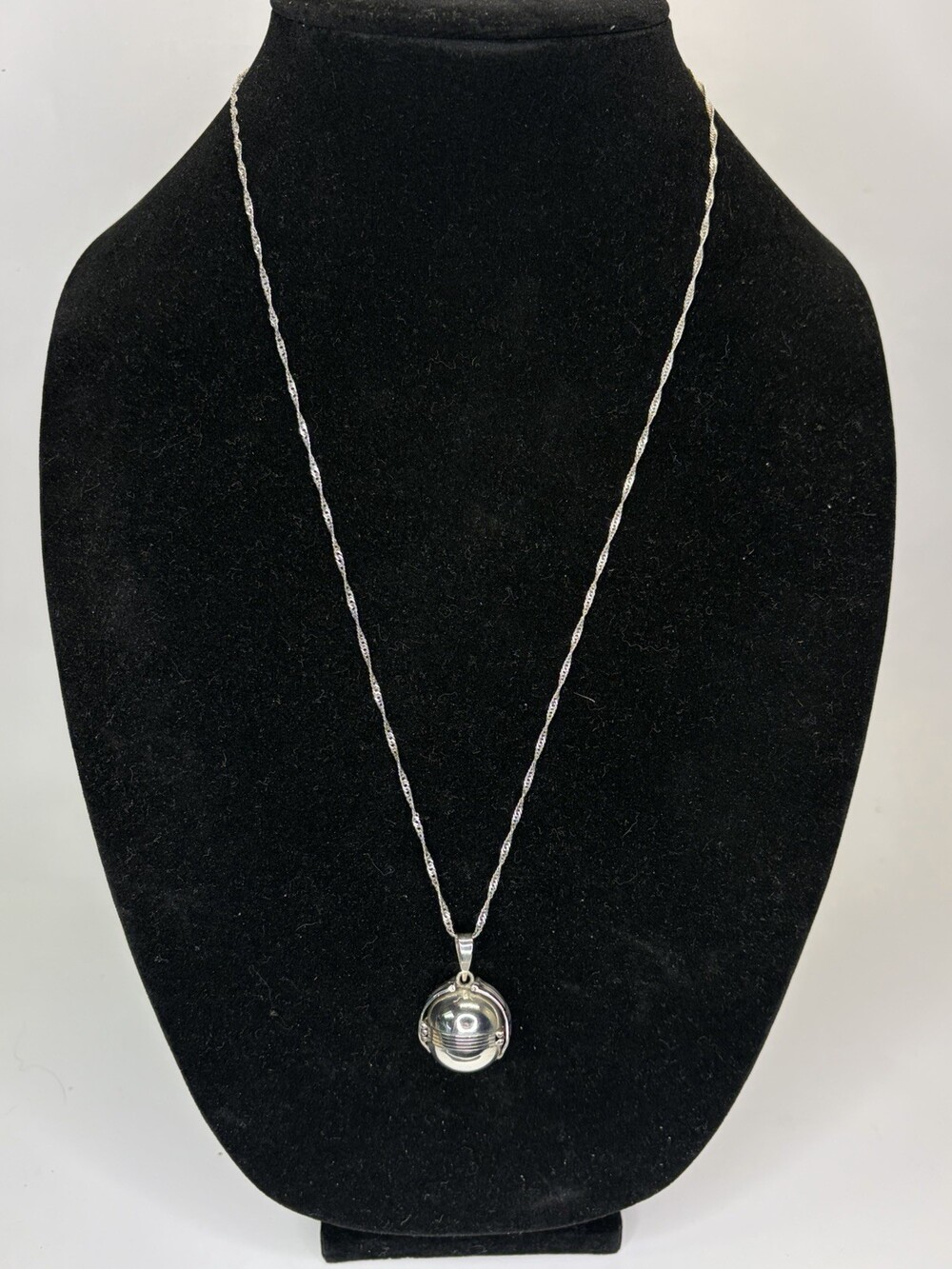 Vintage Italian Sterling Silver Folding Photo Ball Pendant Locket Orb Necklace